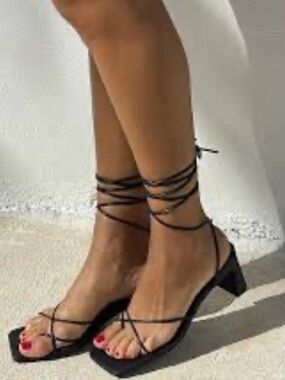 Princess Polly Black Lace-Up Square Toe Block Heel Sandals